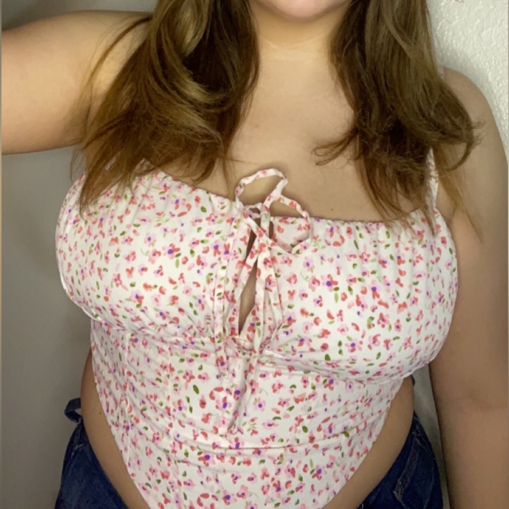 Rue 21 hanky top floral